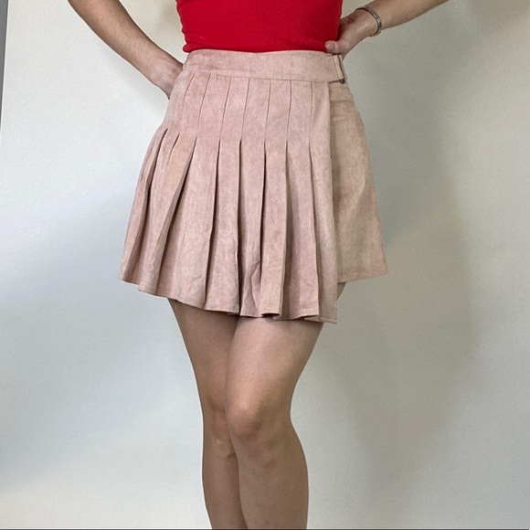 Pink Suade Mini Skirt size 4 - Picture 2 of 10